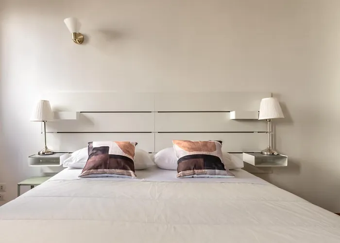 Borgo Cavour Santi40 Apartment *